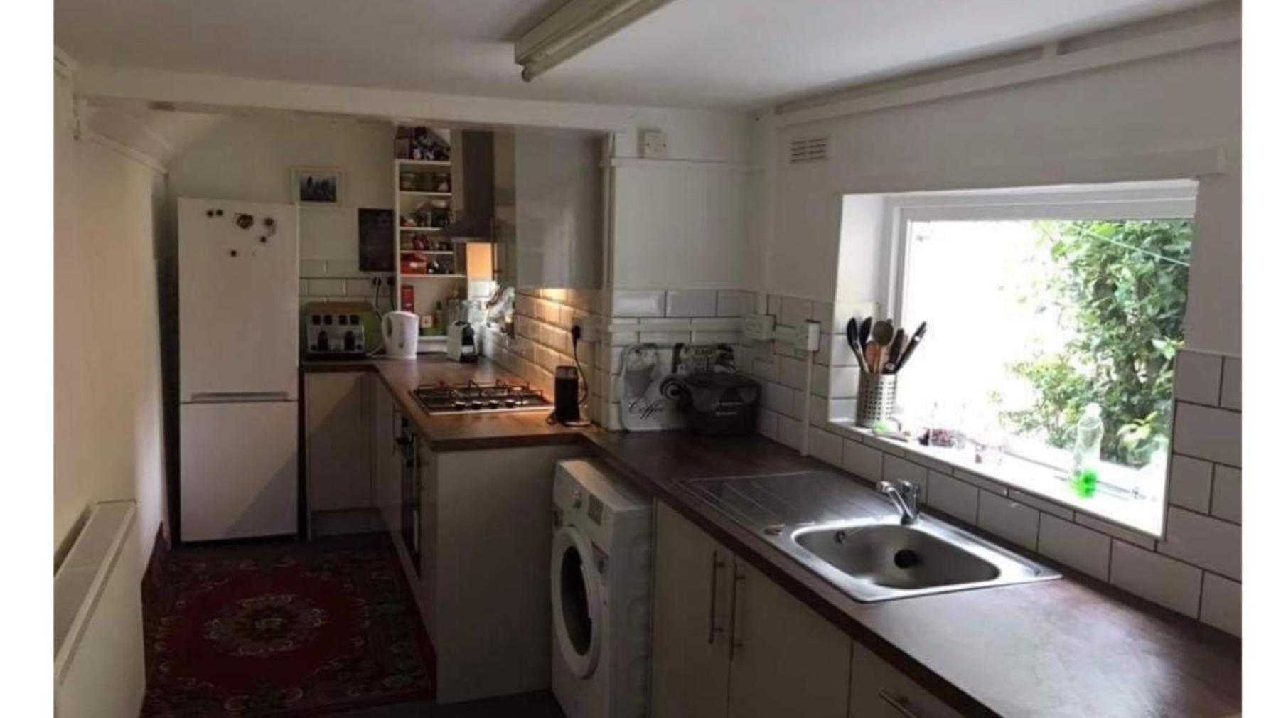 Homestay In The Heart Of Avalon Glastonbury Exteriör bild